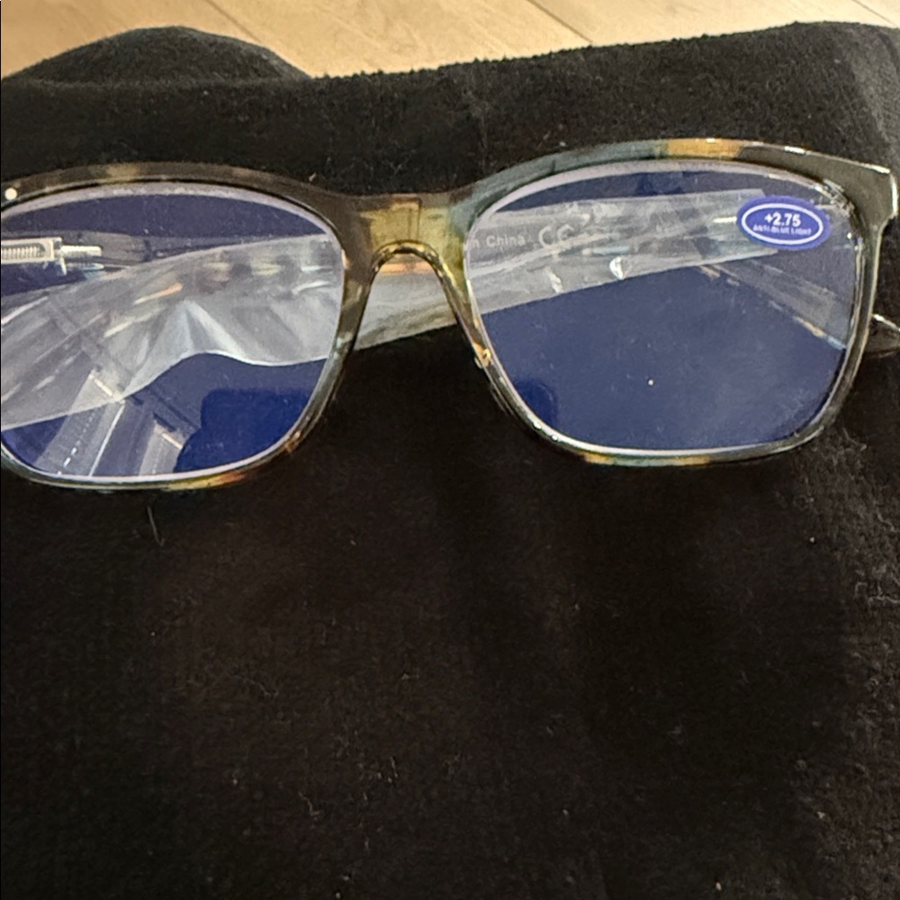 Sigvan Blue Lens Square Reading  Glasses +2.75